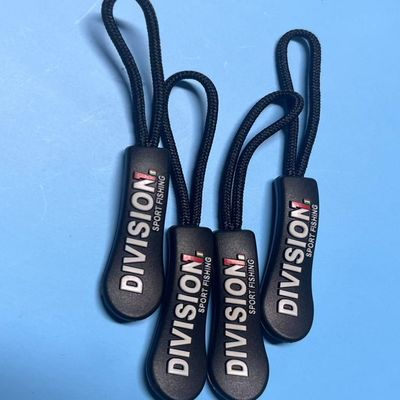 สีดําพลาสติกแขวนยางไนลอน ซีปเปอร์ล่อสาย OEM