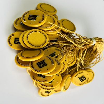 10 นิ้วสีเหลือง พลาสติก แท็ก Fastener Loop Lock Pin แท็กสําหรับเสื้อผ้า