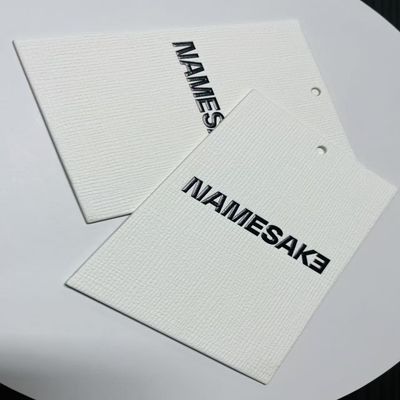 เครื่องแต่งกายที่เขียนได้ เสื้อผ้าแขวน Tag 280gsm บริสตอล บอร์ด สําหรับการค้าปลีก